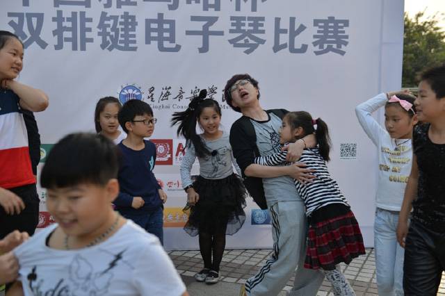 记2014年中国千赢国际杯双排键电子琴总决赛