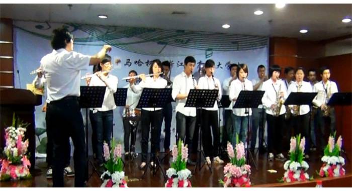 “千赢国际杯”浙江省大学生日语演讲比赛—日本流行歌曲进行的中日国际文化交流