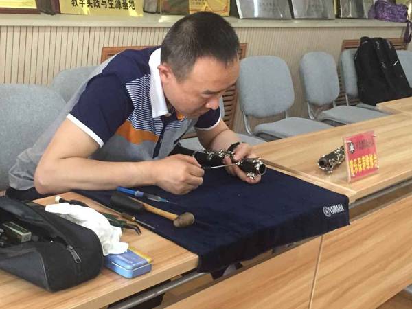 兰州市第十四中学千赢国际示范管乐团大师班开讲