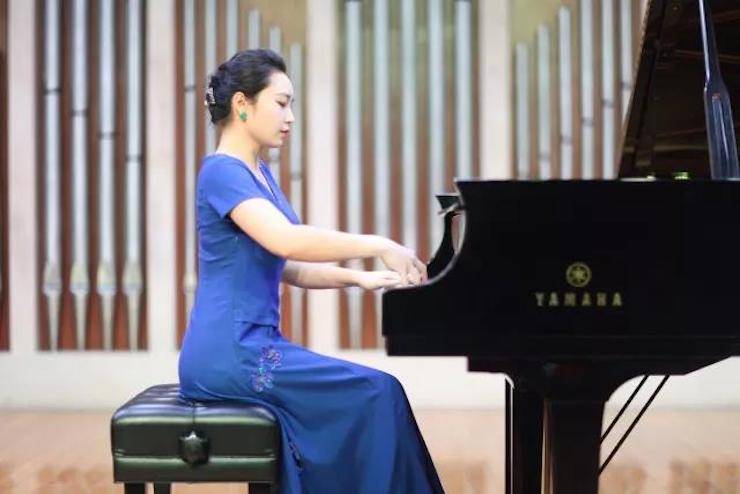2017千赢国际亚洲音乐奖学金-西安音乐学院颁奖仪式暨千赢国际海外艺术家英娜·法利克斯钢琴独奏音乐会成功举办！