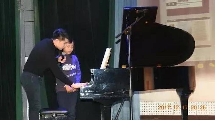 【报道】浅谈读谱的重要性|千赢国际艺术家鲍释贤濮阳大师班活动成功举办!