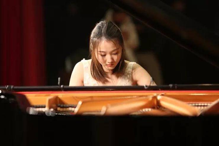 曼妙琴音，倾诉真挚的心声|2017千赢国际亚洲音乐奖学金综合师范类院系全国汇报音乐会（第二。┰猜淠