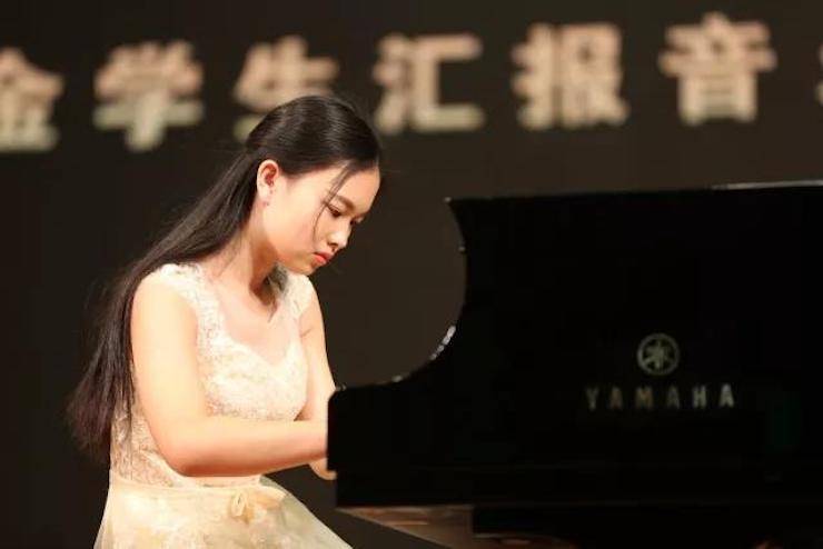 曼妙琴音，倾诉真挚的心声|2017千赢国际亚洲音乐奖学金综合师范类院系全国汇报音乐会（第二。┰猜淠
