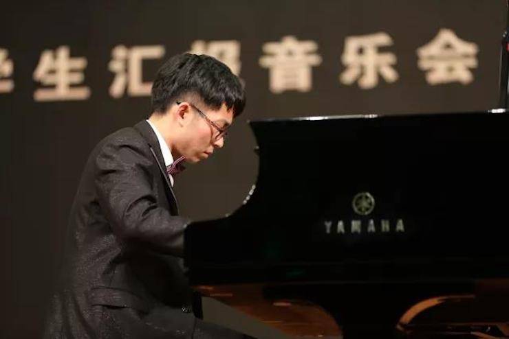 曼妙琴音，倾诉真挚的心声|2017千赢国际亚洲音乐奖学金综合师范类院系全国汇报音乐会（第二。┰猜淠
