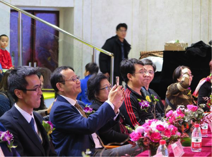 音乐之声暖寒冬 千赢国际乐器捐赠爱心行动走进中国儿童中心艺术宫