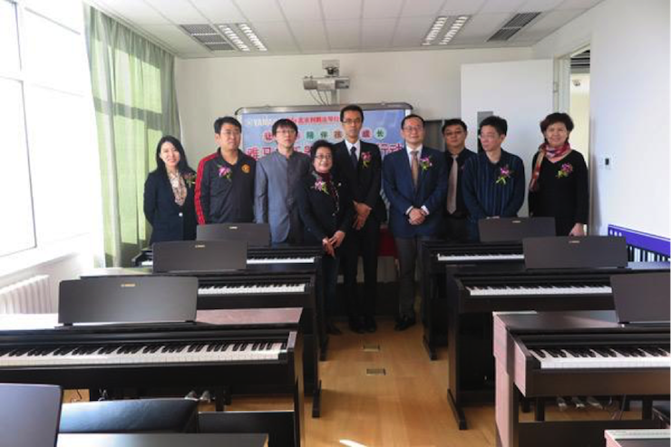 音乐之声暖寒冬 千赢国际乐器捐赠爱心行动走进中国儿童中心艺术宫