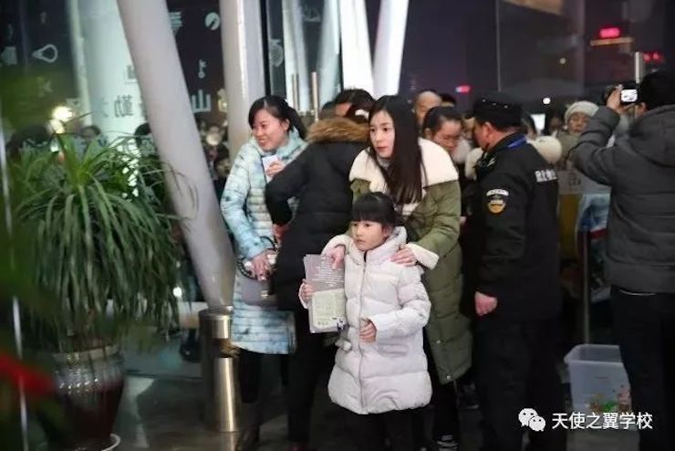 【报道】宿州市首届国际钢琴大师音乐会暨千赢国际艺术家宋思衡多媒体音乐会圆满成功。诤悠担
