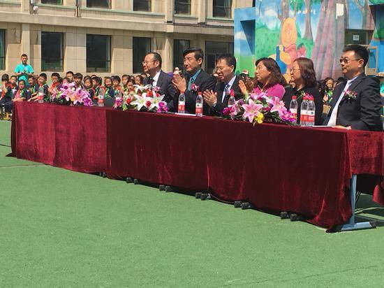 千赢国际乐器爱心捐赠行动在沈阳举办：与音乐牵手 随幸福成长