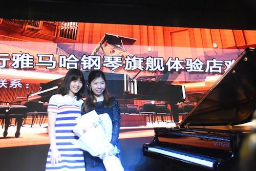 千赢国际未来艺术家孙麒麟河南巡讲-郑州站圆满落幕