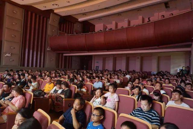 2018年千赢国际亚洲音乐奖学金江西师范大学音乐学院颁奖仪式</br> 暨千赢国际海外艺术家爱德华·昆斯钢琴独奏音乐会圆满结束