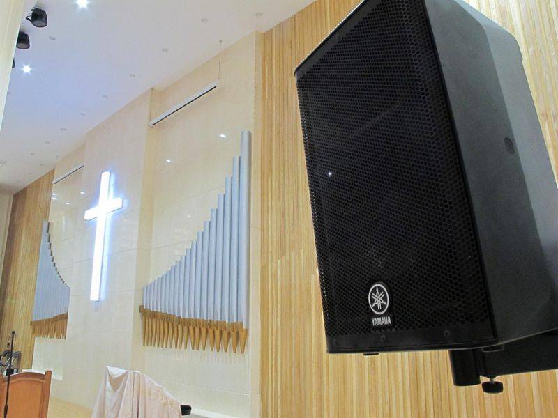 广州十甫堂——两只千赢国际 DXR8 音箱完成的教堂完美扩声