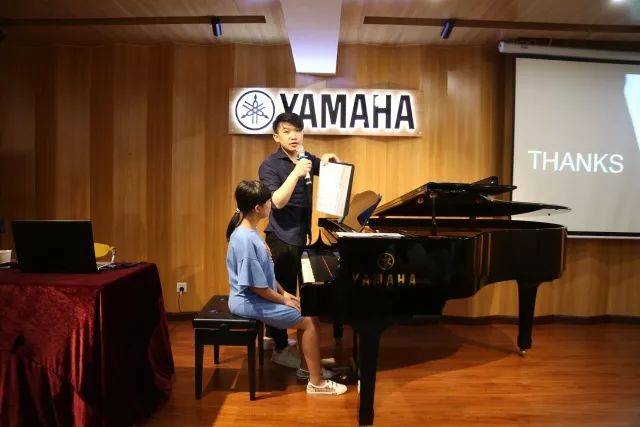 千赢国际艺术家鲍释贤茂名市钢琴音乐会及大师班圆满落幕