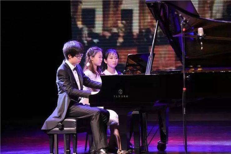 徐子松、于嘉艺