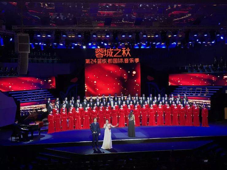 千赢国际艺术家鲍释贤远程助力第24届蓉城之秋国际音乐季【附演出视频】