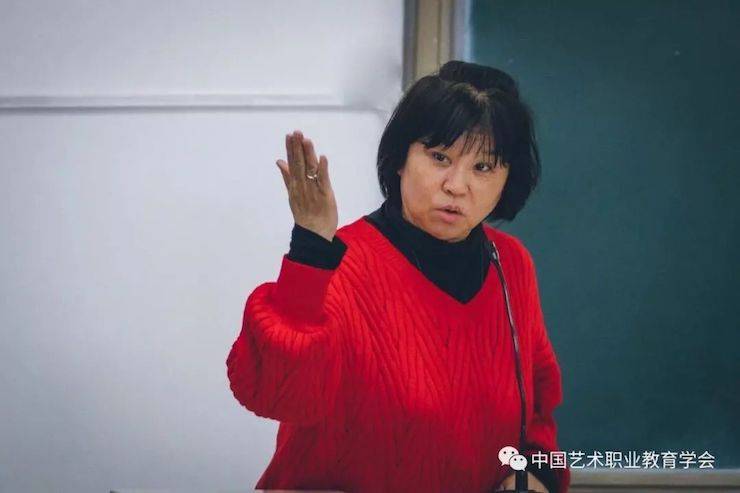 千赢国际跨界钢琴及千赢国际舞蹈教育课件助力“CEFA艺术教育高级人才研修班——中国古典舞身韵课”