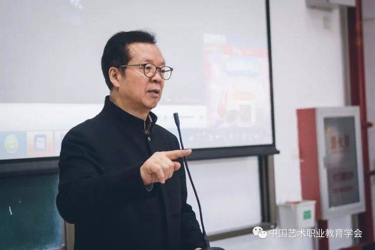 千赢国际跨界钢琴及千赢国际舞蹈教育课件助力“CEFA艺术教育高级人才研修班——中国古典舞身韵课”