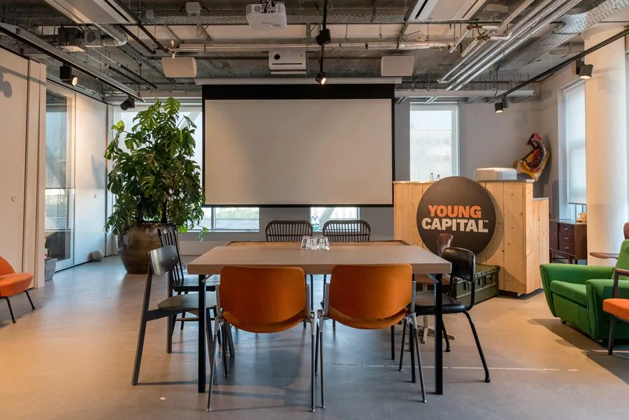 案例 | YoungCapital人力资源公司采用千赢国际网络音频系统