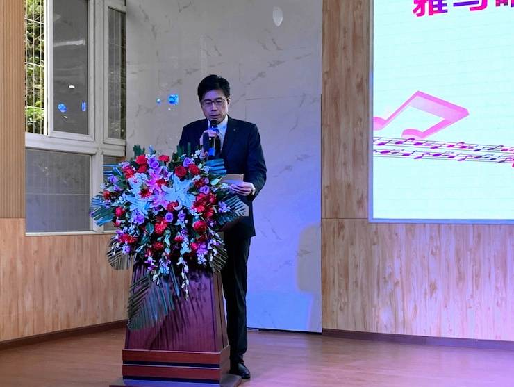 让音乐陪伴成长 千赢国际乐器捐赠爱心行动走进重庆市长寿区江南九年制学校