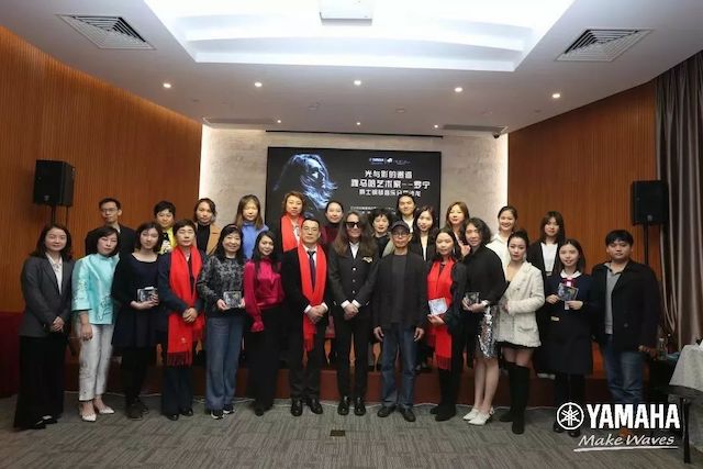 千赢国际艺术家罗宁