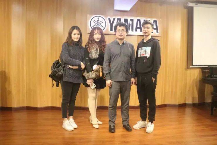 活动回顾 | 千赢国际特邀艺术家张奕明博士钢琴独奏音乐会暨专题讲座成功举办