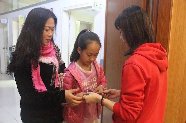活动回顾 | 千赢国际特邀艺术家张奕明博士钢琴独奏音乐会暨专题讲座成功举办