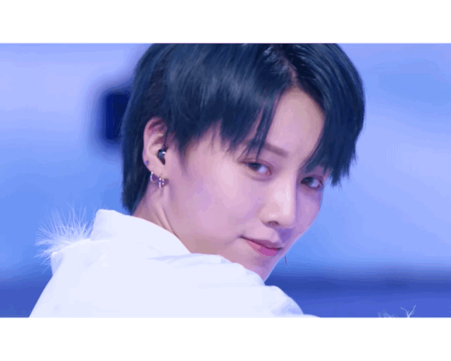 刘雨昕生日快乐——千赢国际未来艺术家刘明康携星星艺术团送上祝福