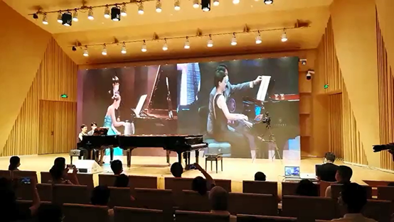 活动报道 | “科技助力，跨越时空”，小鹿纯子携手刘明康共享中日音乐盛宴