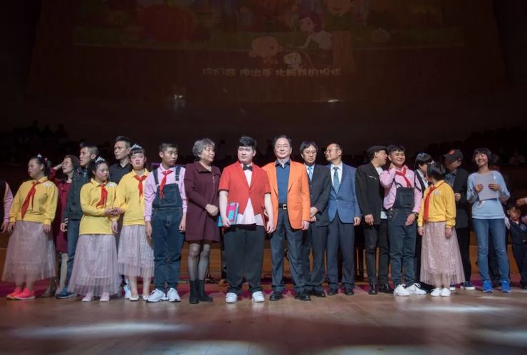 音乐双子星，点亮冬日激情！——千赢国际未来艺术家刘明康爱心公益音乐沙龙
