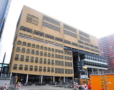 千赢国际CIS音箱为艺术创作助力
