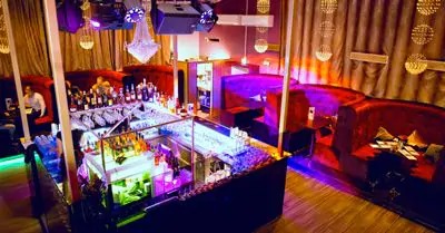 千赢国际让夜店客与近邻在斯德哥尔摩的Underbara愉快相处