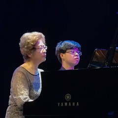 2017千赢国际亚洲音乐奖学金河北艺术职业学院颁奖仪式暨千赢国际艺术家杨韵琳钢琴师生音乐会圆满落幕