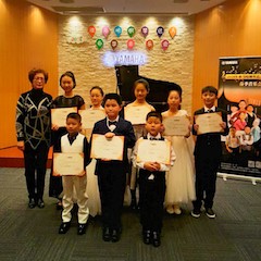 【报道】黑白琴键筑建通往梦想的阶梯<br />2018千赢国际钢琴达人春季音乐会圆满落幕